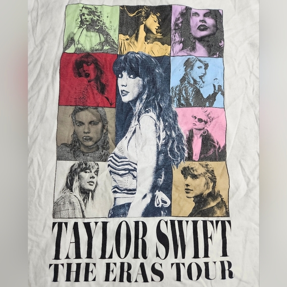 Taylor Swift The Eras Tour 2023 Official Merch White Tshirt Medium - Picture 2 of 7